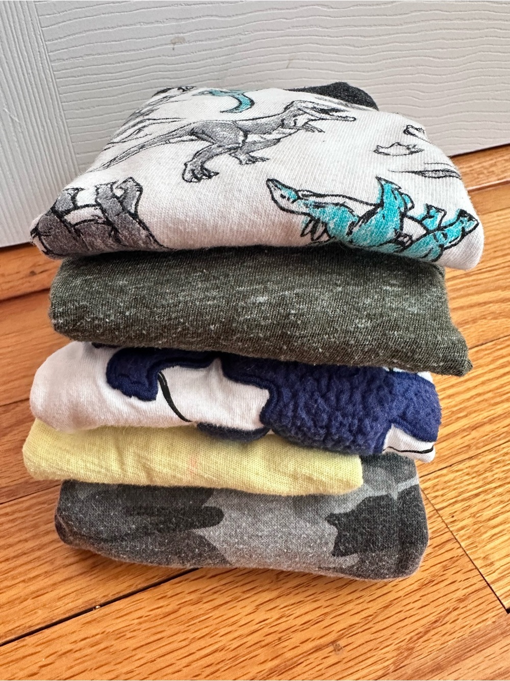 Bundle Of 5 T-shirts Sweater Sz 18-24 Months Oshkosh Old Navy Jumping Beans - Picture 10 of 16